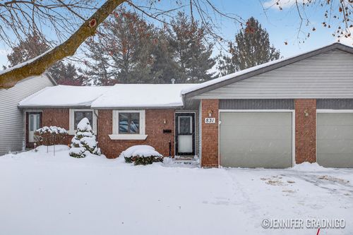 831 Creekridge Dr, Holland, MI, 49423-7391 | Card Image