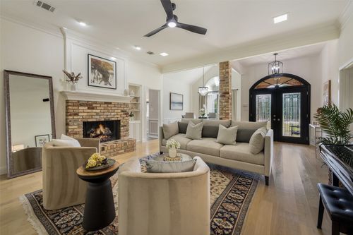 107 Camino Real E, Wylie, TX, 75098-8281 | Card Image