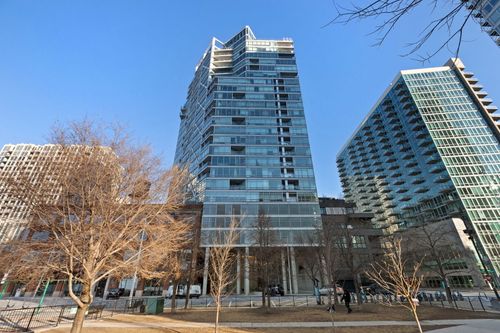 apt-508-510 Erie St, Chicago, IL, 60654-6455 | Card Image