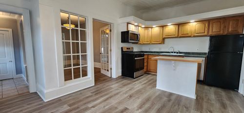apt-2-212 Oak St, Manistee, MI, 49660-1657 | Card Image