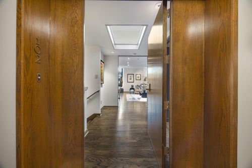 unit-102-5555 Del Monte Dr, Houston, TX, 77056-4116 | Card Image