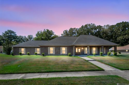 13823 Cayuga Dr, Baker, LA, 70714-4643 | Card Image