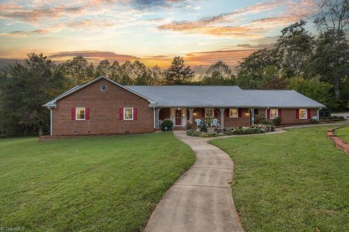 120 Buckhaven Ct, Rural Hall, NC, 27045-9597 | Card Image