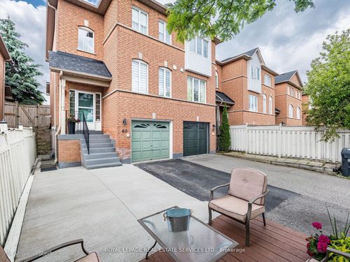 60-57 Brickyard Way, Brampton, ON, L6V4M3 | Card Image