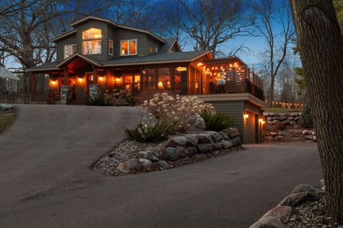 14908 Glen Oak St, Minnetonka, MN, 55345-5718 | Card Image