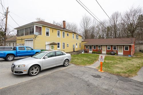 24-28 Vineyard Ave, Highland, NY, 12528-1426 | Card Image