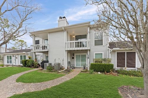 19 Hideaway Dr, Friendswood, TX, 77546-4868 | Card Image