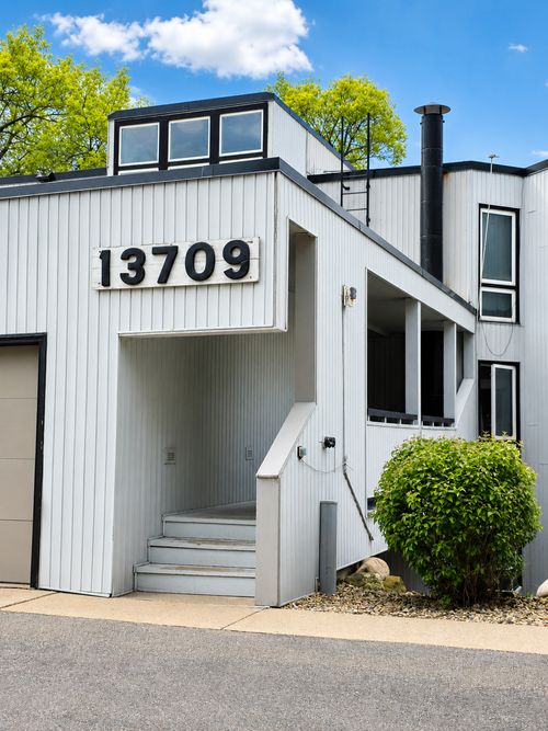 101-13709 Nicollet Ave, Burnsville, MN, 55337-4061 | Card Image
