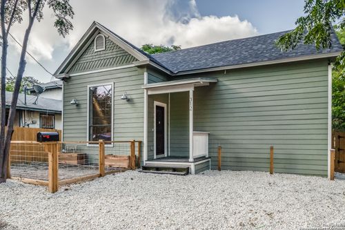 312 Quitman St, San Antonio, TX, 78208-1043 | Card Image