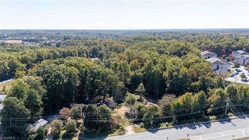 4529 W Wendover Ave, Greensboro, NC, 27409-9194 | Card Image