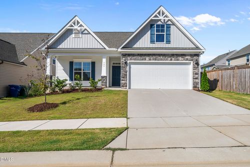545 Glenwyck Ct, Fuquay-Varina, NC, 27526-2286 | Card Image
