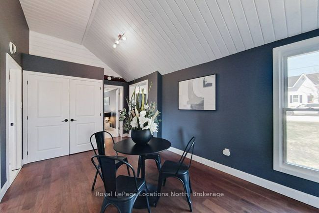 35 Caroline St E, House other with 2 bedrooms, 2 bathrooms and 3 parking in Creemore ON | Image 8