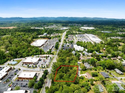 99999 Weaver Rd, Weaverville, NC, 28787 | Card Image