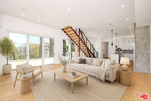2882 El Roble Drive, Los Angeles, CA, 90041 | Card Image