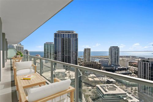 unit-2806-400 Central Ave, St Petersburg, FL, 33701-4863 | Card Image