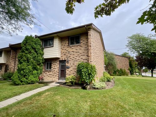 4-4 Rosanne Cres, Hamilton, ON, L8T2T7 | Card Image