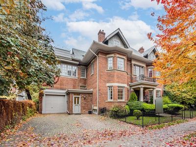 62 Elm Ave, House other with 5 bedrooms, 5 bathrooms and 4 parking in Toronto ON | Image 2