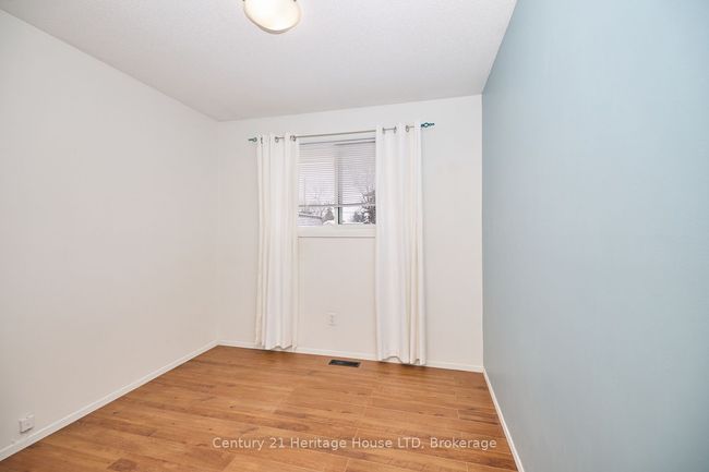 1383 Garrison Rd, House other with 3 bedrooms, 2 bathrooms and 8 parking in Fort Erie ON | Image 14