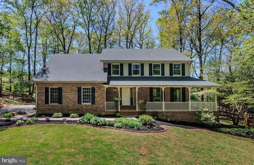 2201 Sioux Dr, Westminster, MD, 21157-7816 | Card Image