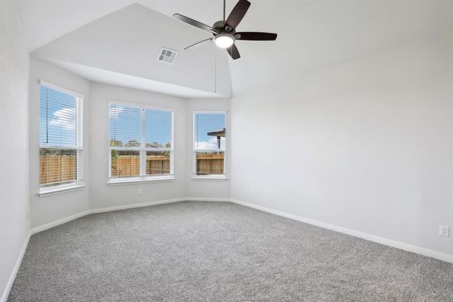 Photo is not of the actual home but is an inspirational photo of builder’s model home and may depict options, furnishings, and/or decorator features that are not included. | Image 25