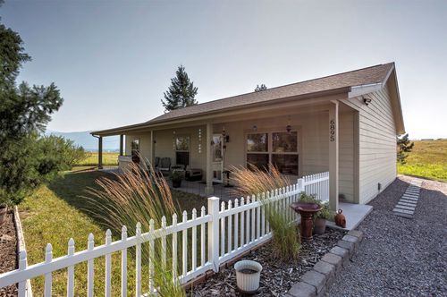 6895 Deschamps Ln, Missoula, MT, 59808-9473 | Card Image