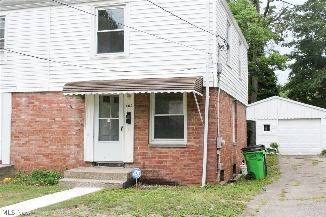 252nd St, Euclid, OH 44117