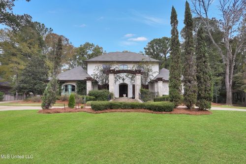 115 Summer Lake Dr, Ridgeland, MS, 39157-8631 | Card Image