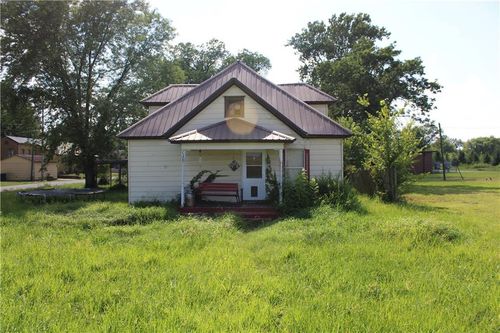 7398 Se 70th St, Riverton, KS, 66770-4115 | Card Image