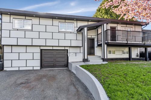 12021 Glenhurst St, Maple Ridge, BC, V2X6V8 | Card Image