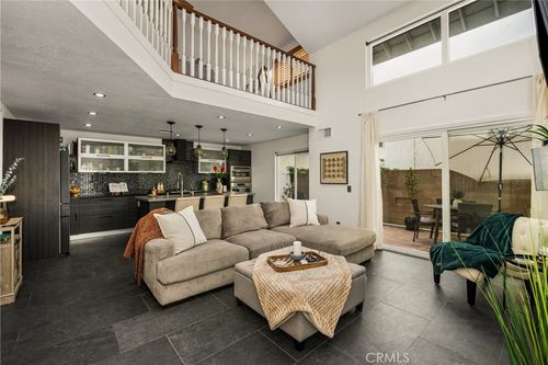 14682 Holt Ave, Tustin, CA, 92780-2706 | Card Image