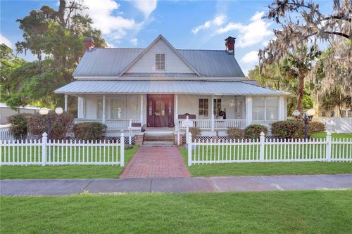 18741 High Springs Main St, HIGH SPRINGS, FL, 32643-0074 | Card Image