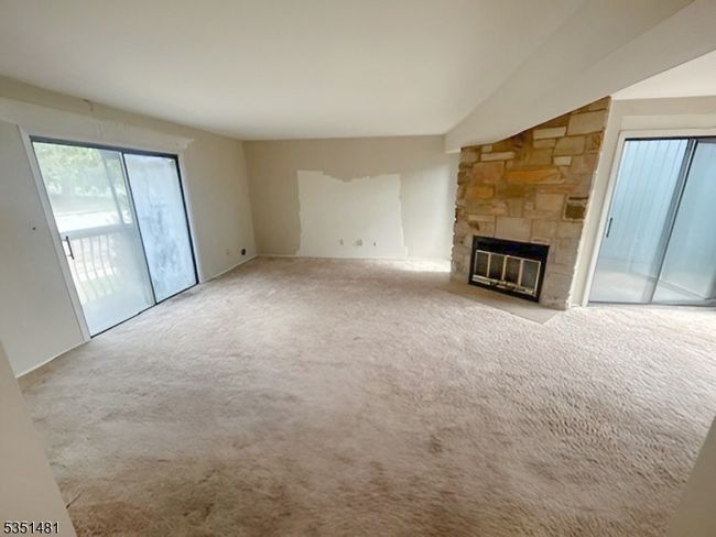 57 Kensington Ct, Townhouse with 3 bedrooms, 2 bathrooms and null parking in Hackettstown NJ | Image 9
