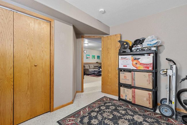 2503 Shad St, House other with 4 bedrooms, 2 bathrooms and null parking in RAPID CITY SD | Image 25