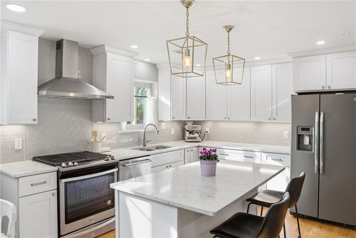 1104 Tatem Ave, Portsmouth, VA, 23701-2243 | Card Image