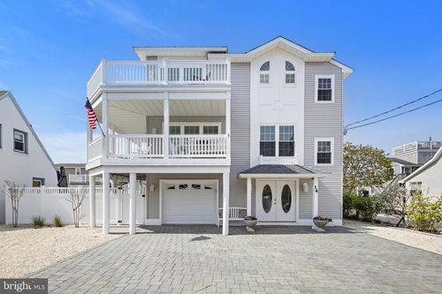 14 W Jacqueline Ave, LONG BEACH TOWNSHIP, NJ, 08008-1029 | Card Image