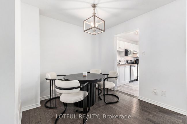 268 Stoneway Dr, House attached with 3 bedrooms, 2 bathrooms and 2 parking in Nepean ON | Image 6