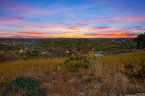 216 Heights Trl, Kerrville, TX, 78028-3894 | Card Image