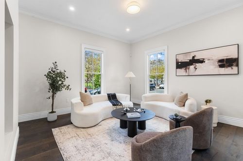 1-160 Norfolk St, Cambridge, MA, 02139-1832 | Card Image