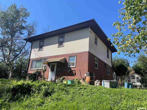 3868 170th St, Bryant, IA, 52727-9604 | Card Image