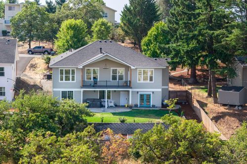 3371 Annapolis Dr, Medford, OR, 97504-9703 | Card Image