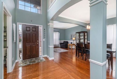 3172 Waldon Ridge Dr, Orion, MI, 48359-1339 | Card Image