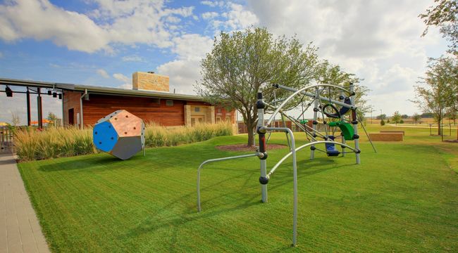 With room to roam, the kiddos will have a blast spending time in the great outdoors at Windsong Ranch! | Image 19
