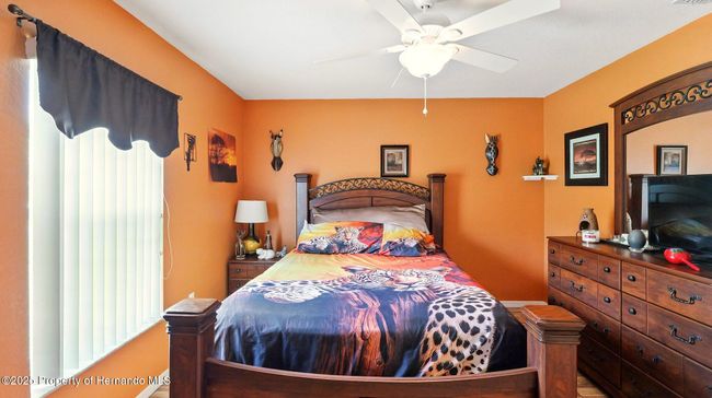 15348 Glossy Ibis Rd, House other with 3 bedrooms, 2 bathrooms and null parking in WEEKI WACHEE FL | Image 28