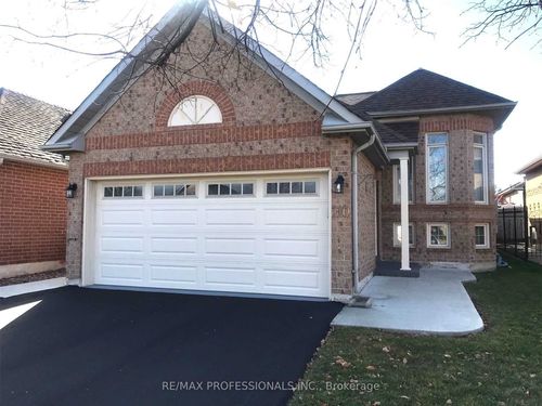 110 Springview Drive, Brampton, ON, L6X4L1 | Card Image