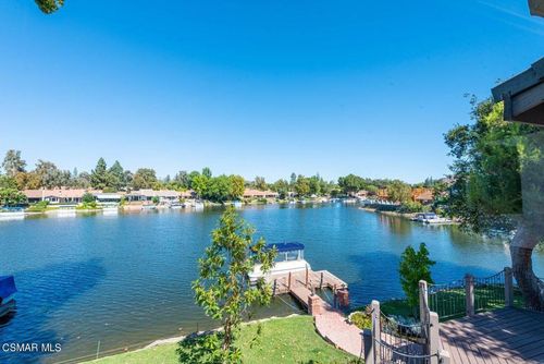 1300 Bluesail Cir, Westlake Village, CA, 91361-3410 | Card Image