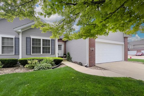 2893 Benson Ln, Normal, IL, 61761-5503 | Card Image