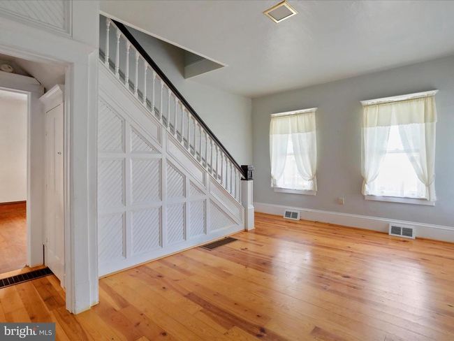 2 W Marathon Pl, House other with 5 bedrooms, 2 bathrooms and null parking in ROMNEY WV | Image 5