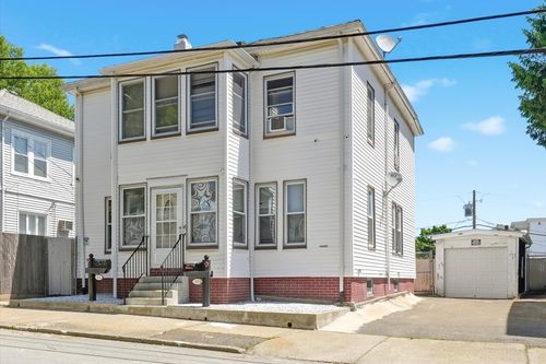15 Flint Street, Lynn, MA, 01905 | Card Image