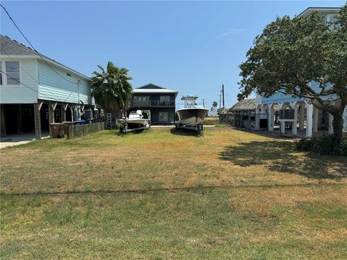 4037 Laguna Shores Rd, Corpus Christi, TX, 78418-3118 | Card Image