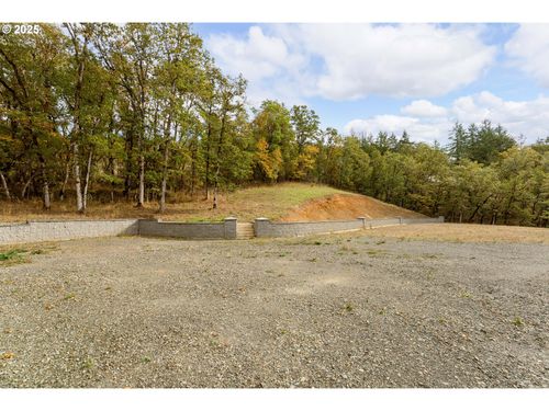 800 Se 5th St, Oakland, OR, 97462-9581 | Card Image